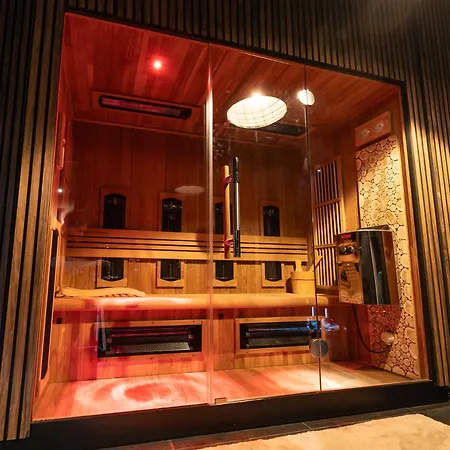 Vakantiehuis De Luxe Bed &wellness 's-Hertogenbosch (Den Bosch)